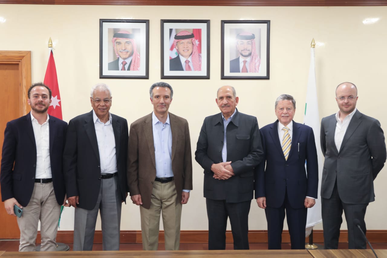 Phosphate: Agreement to establish a factory for the production of phosphate feed additives in Aqaba at a cost of 20 million dinars