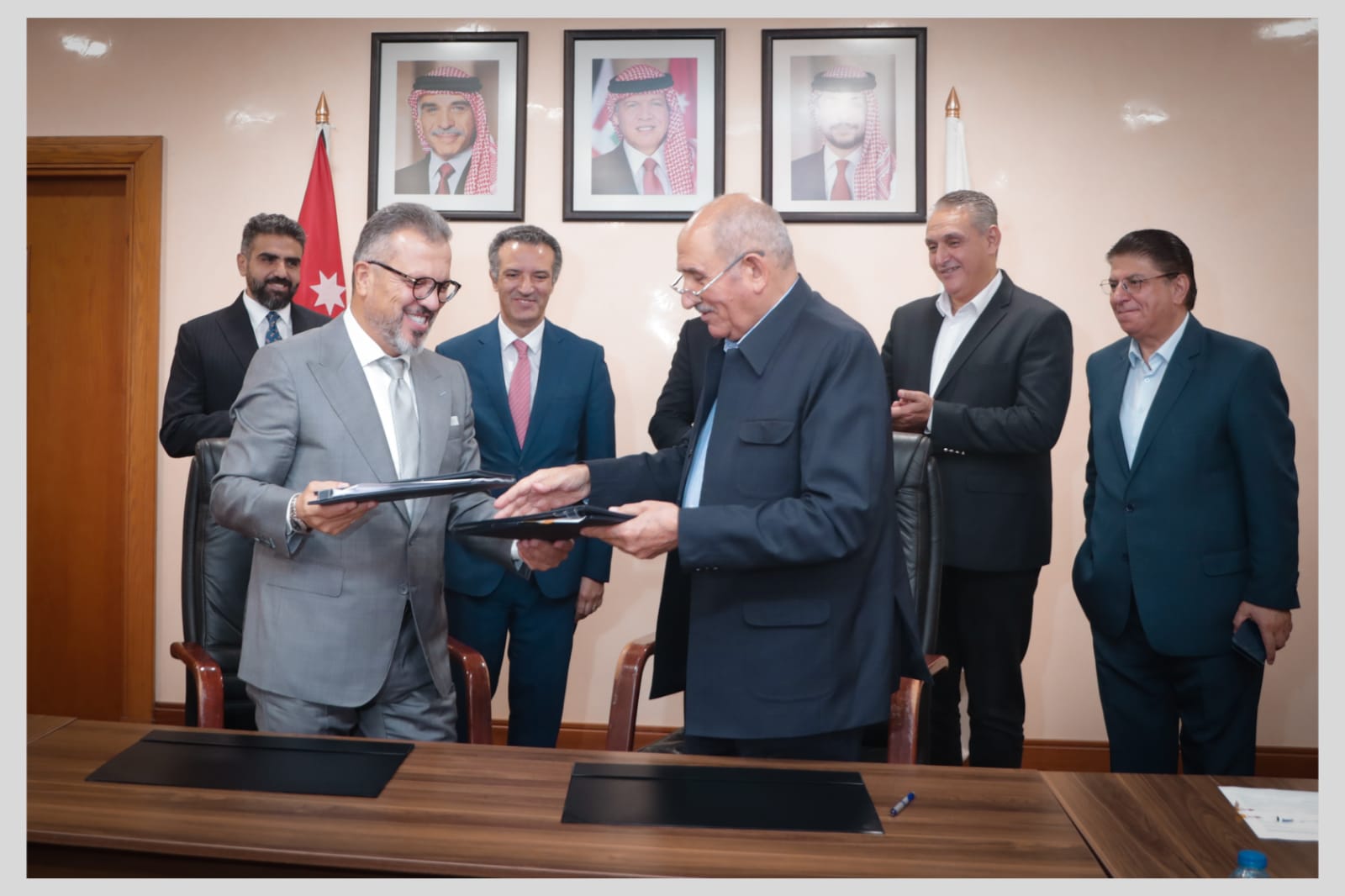 With the largest Turkish-Jordanian investment, Jordan Phosphate and Turkey's Transpet sign an agreement to establish a phosphoric acid plant in Aqaba at a cost of $400 million