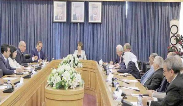 Al-Dhanibat: “Phosphate” allocated university scholarships for the sons of the desert at Al-Hussein University