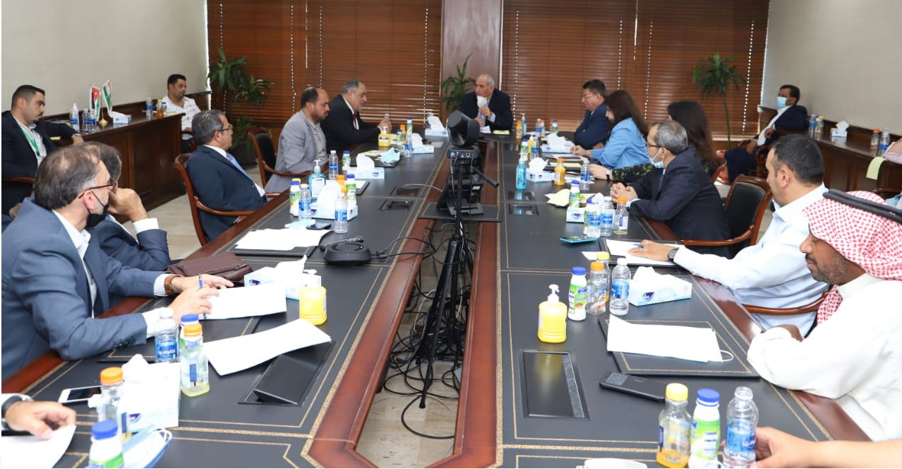 Al-Thuneibat meets with the President and Members of the Mining and Quarrying Workers Union Council.